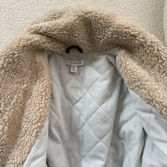 Topshop Black Jacket with Cream Sherpa Collar - Picture 2 of 9